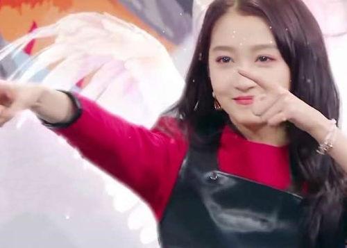 娱乐圈吃瓜杨幂鹿晗,杨幂鹿晗瓜田乱舞，揭秘幕后真相  第2张